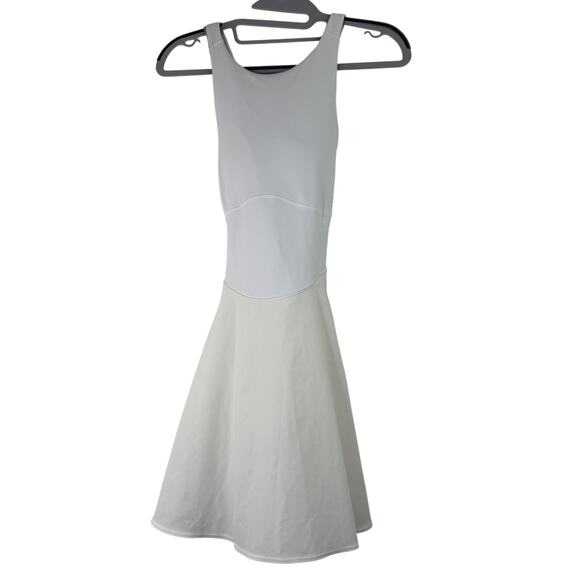 Lululemon Court Crush Dress Liner Tennis White Sizes 4 LW1DOCS - Picture 2 of 7